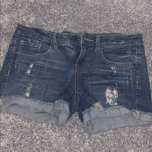 Shorts - Picture 1 of 2